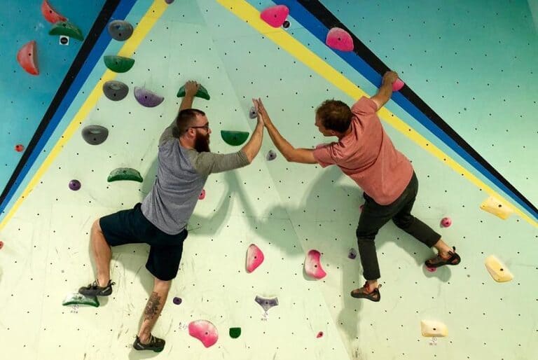 group intro to bouldering