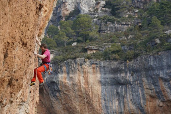 Trying to onsight a 7c at Siurana. It was a bit harder than I had anticipated.