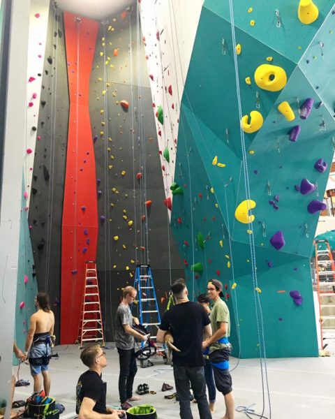 13882317_715587121913163_1641577421984048265_n