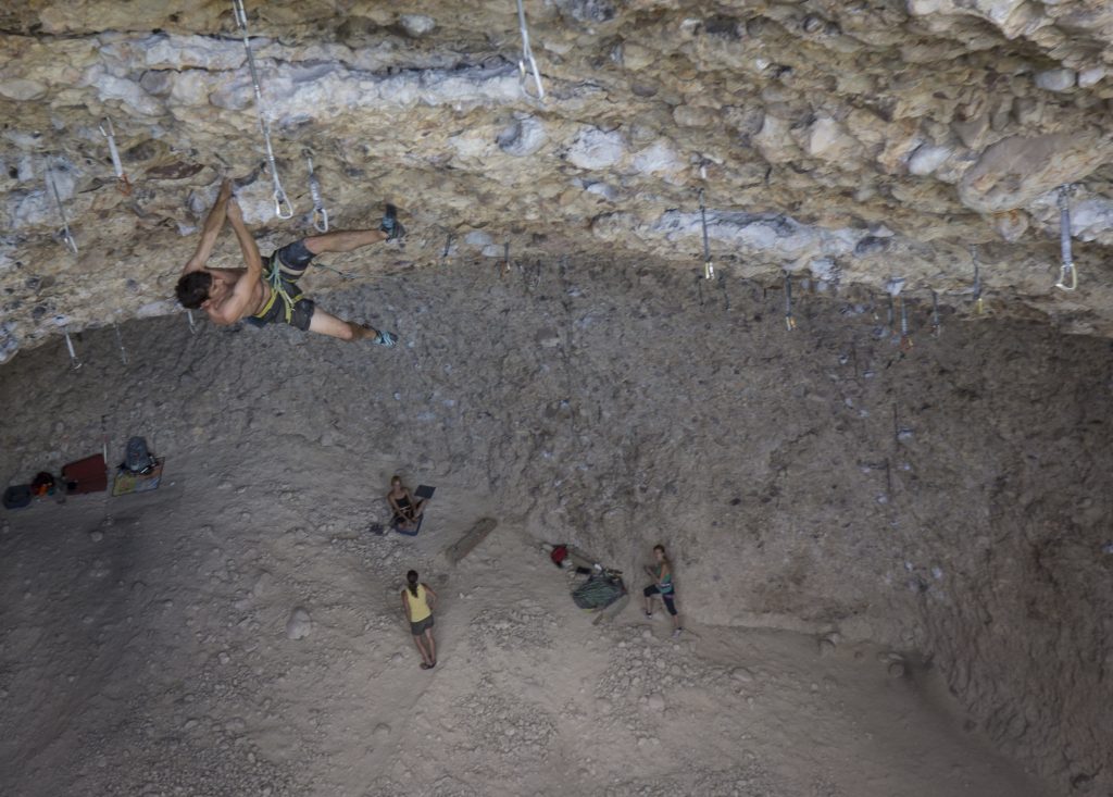 Alex Honnold, Pipedream cave, Divine Fury