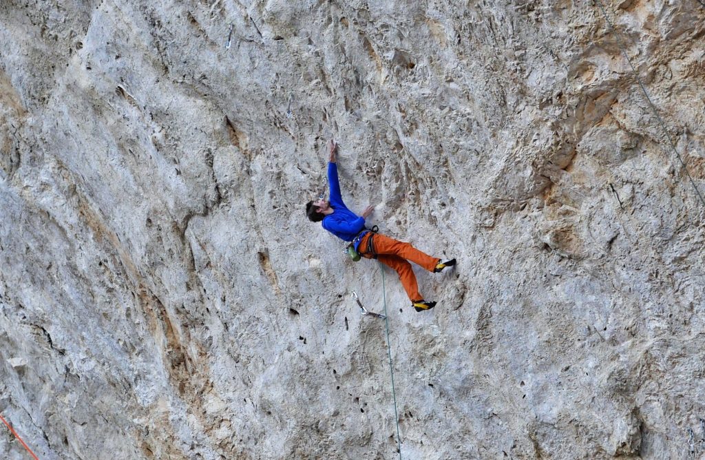 Ethan Pringle, Jumbo Love, Clark Mountain, 5.15b