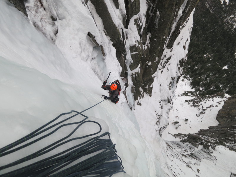 Pitch #6 of Widow's Tears, photo by Mark Melvin